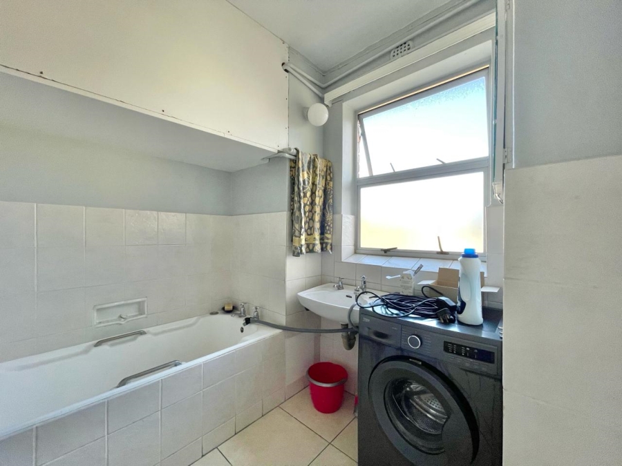 3 Bedroom Property for Sale in Newlands Western Cape